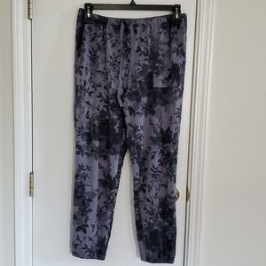 Ambrielle Women's Sleep/lounge Pants. Sz. Medium
